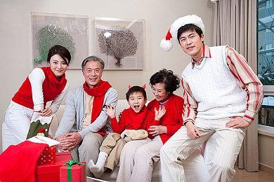 《无畏契约》新英雄“钛狐”公布 预计2025赛季第一幕上线